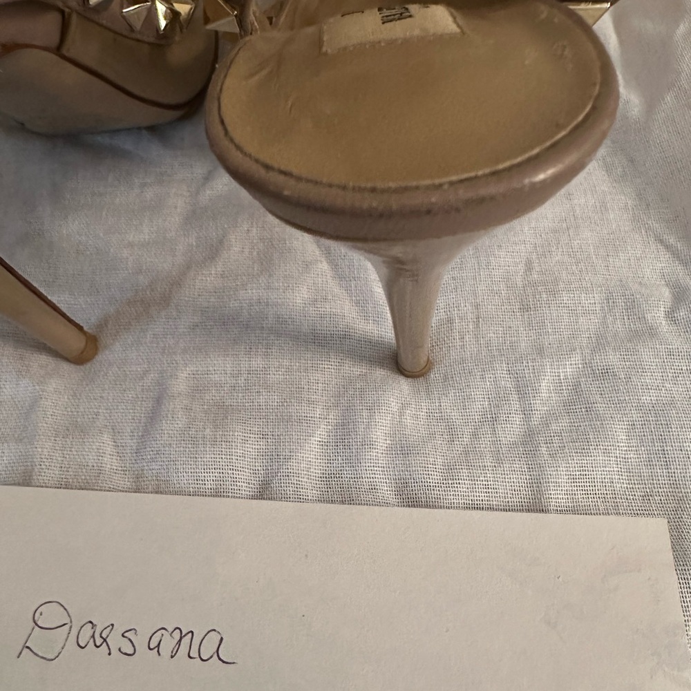 Valentino Beige Rockstud Heels - Picture 4 of 11